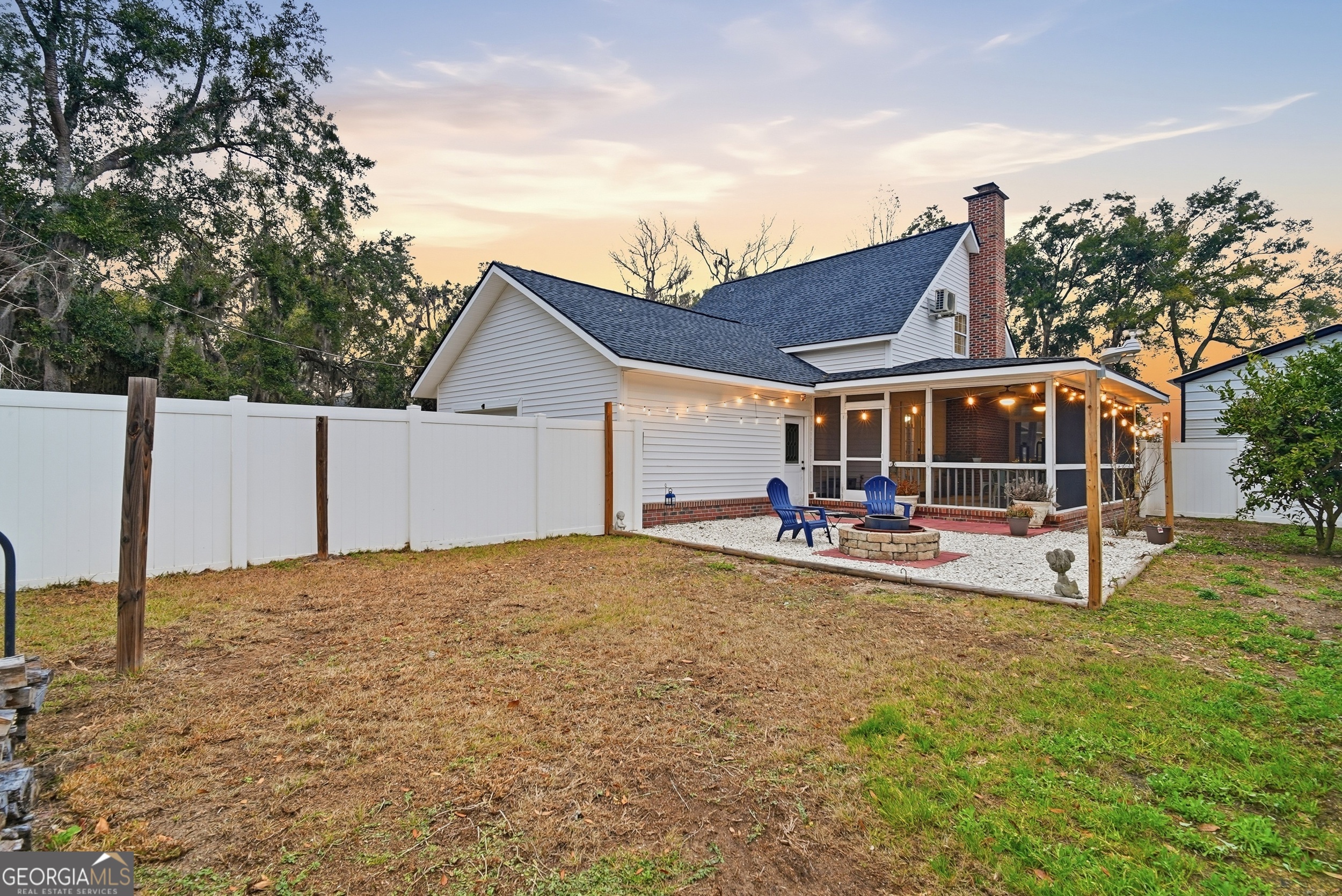 770 Hickory Bluff DR