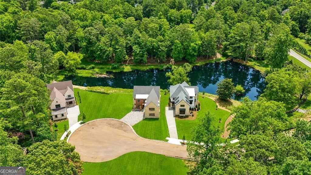 160 Lake Estates DR