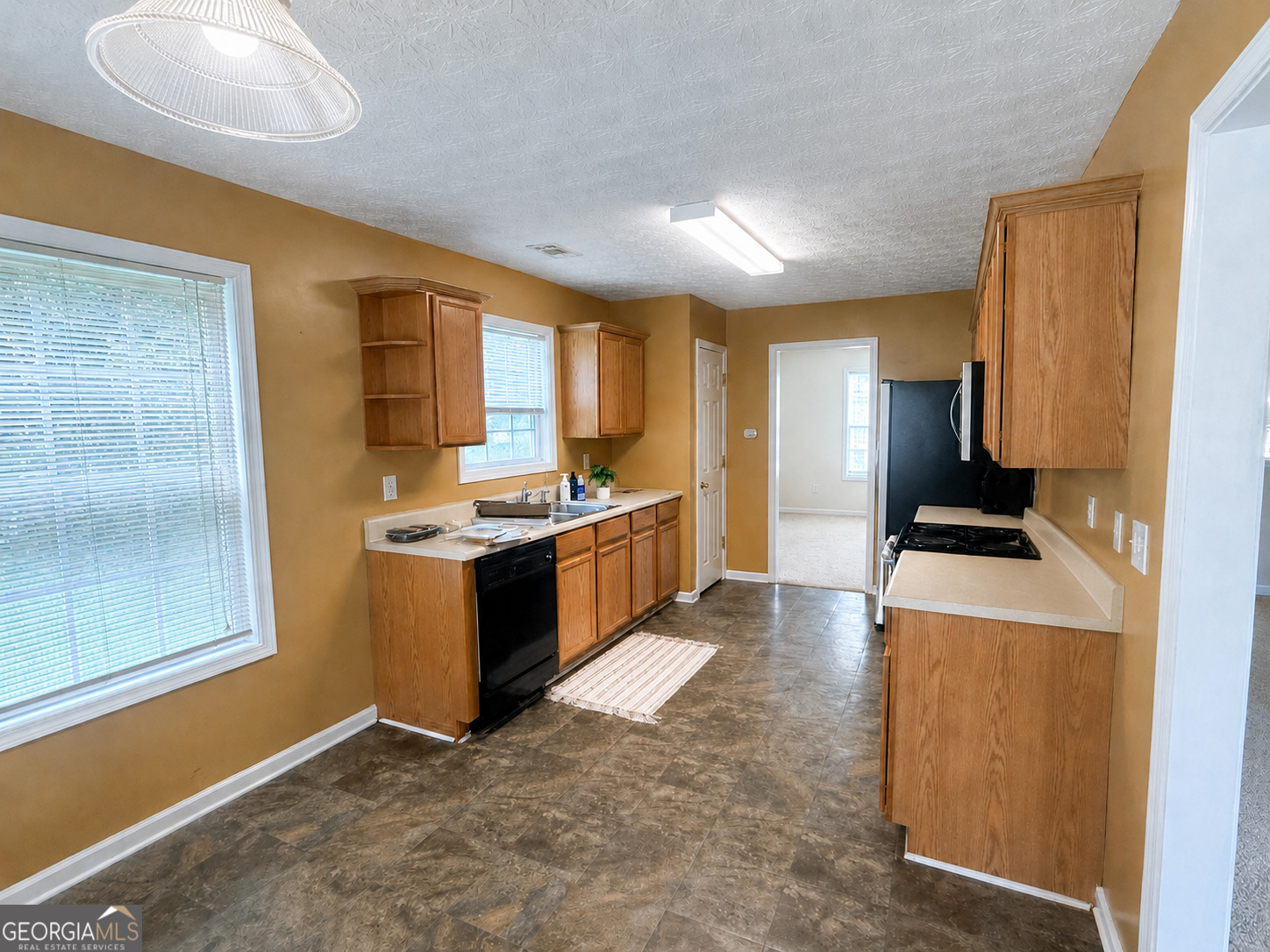 127 Mabry RD