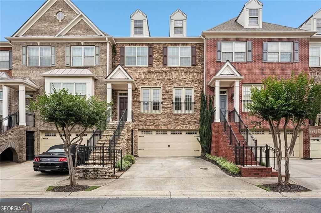 Photo 1 of 44 — 1005 Manchester WAY, Roswell, GA 30075