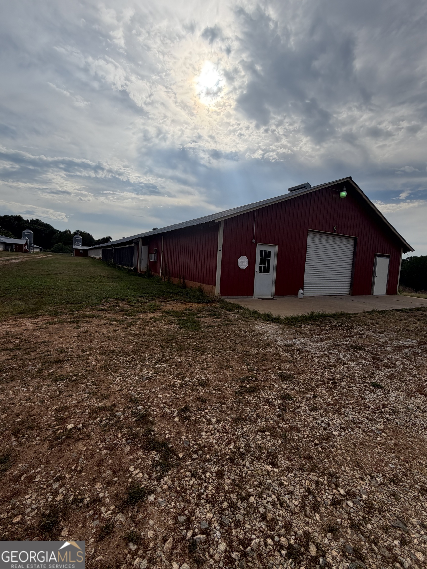 237 Skeeter DR