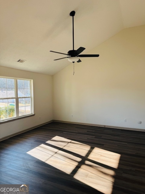 415 Dove LN