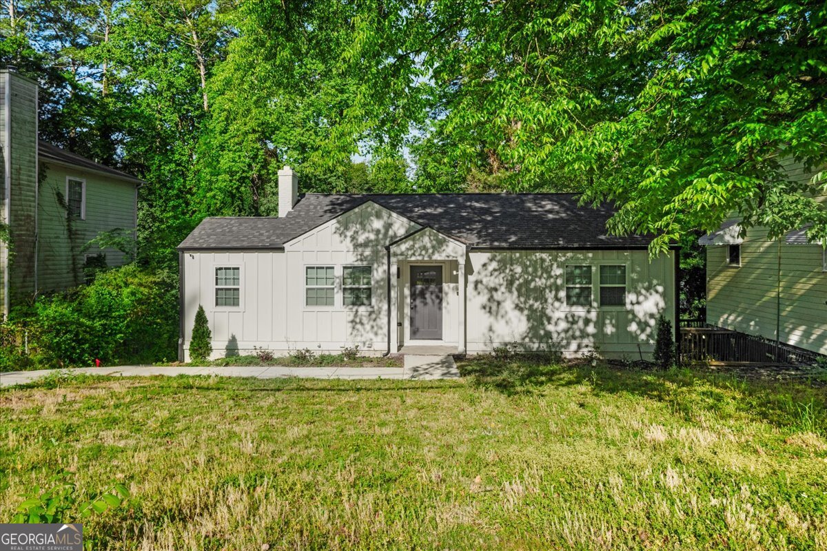 1147 Graymont DR SW