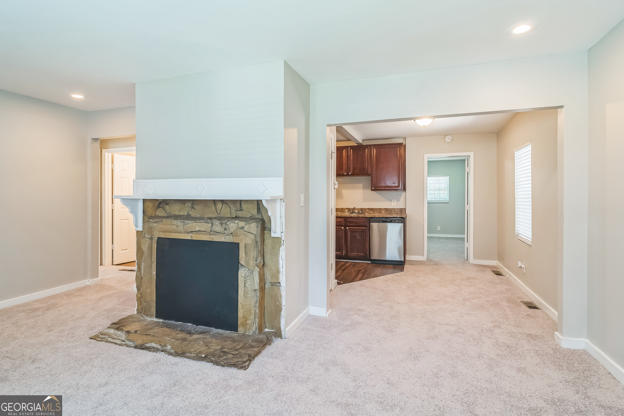 1381 Sharon ST SW