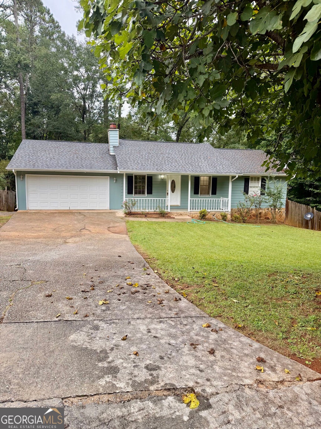 Photo of 836 Raintree Way SE, Conyers, GA 30094 (MLS # 10867792)