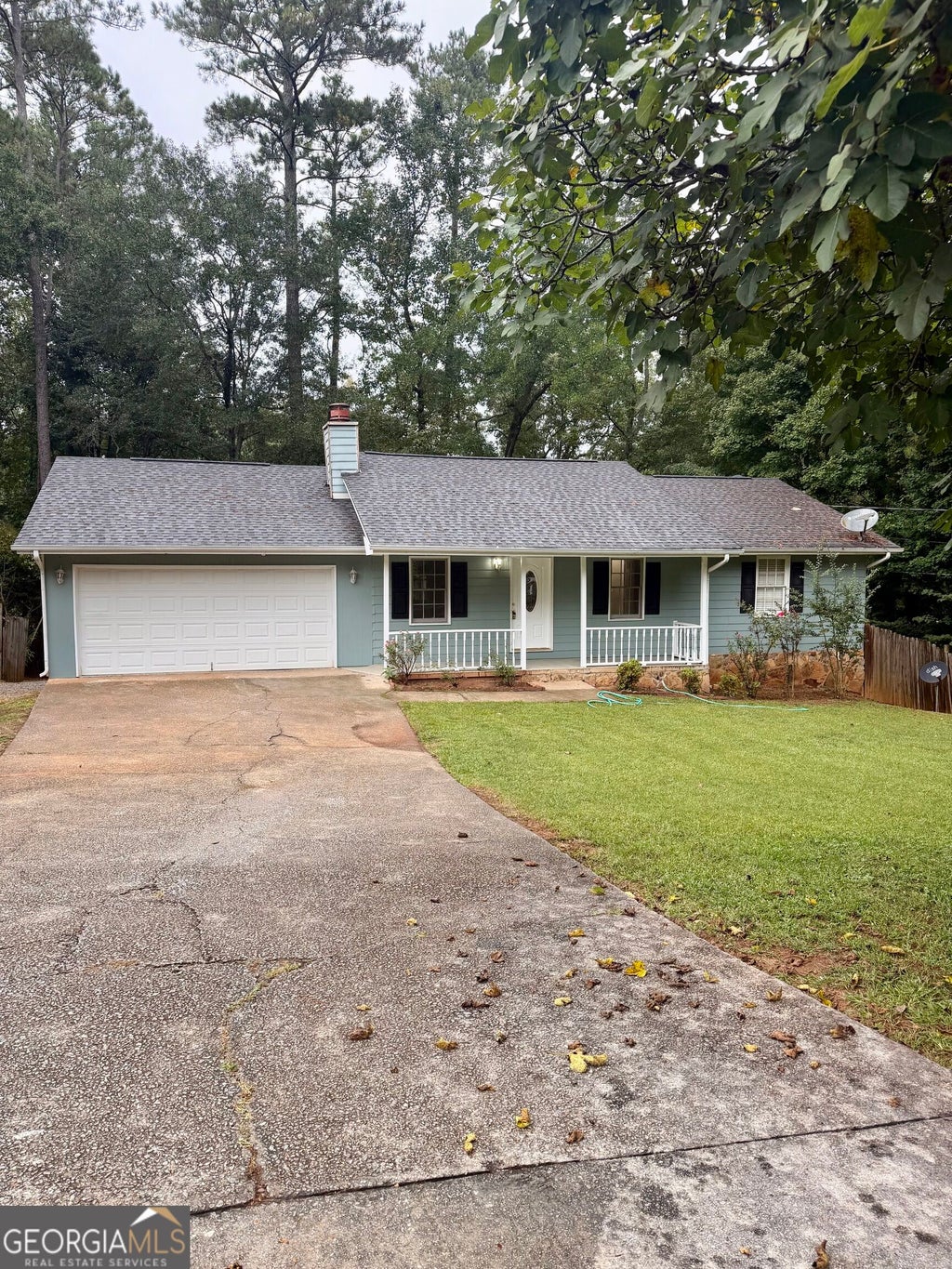 Photo of 836 Raintree Way SE, Conyers, GA 30094 (MLS # 10867792)