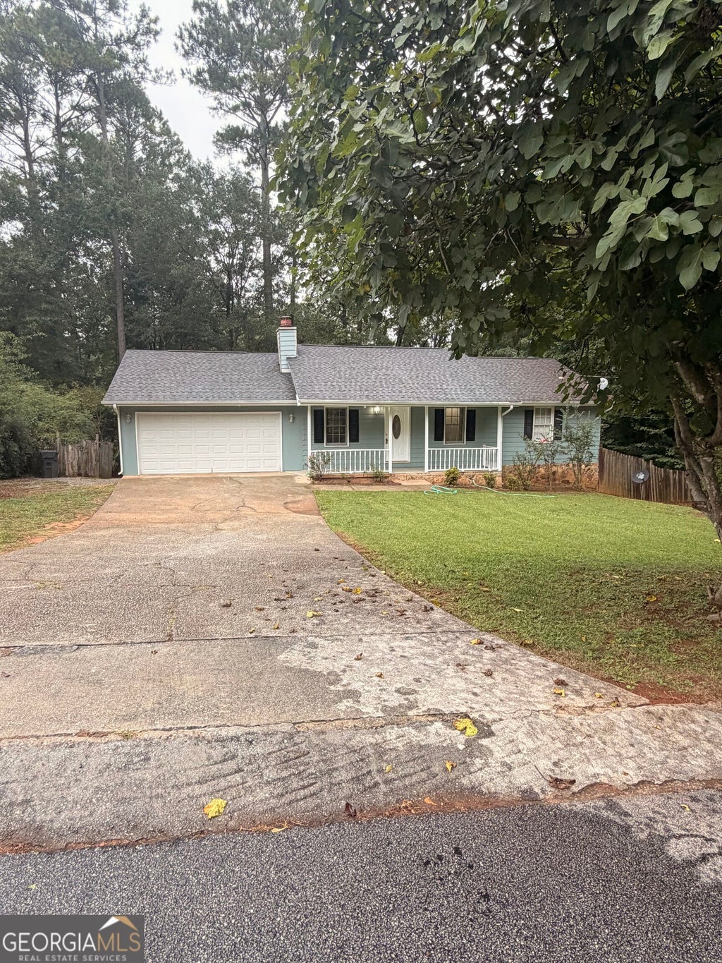 Photo of 836 Raintree Way SE, Conyers, GA 30094 (MLS # 10867792)