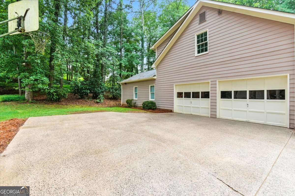 3274 Eagle Watch DR