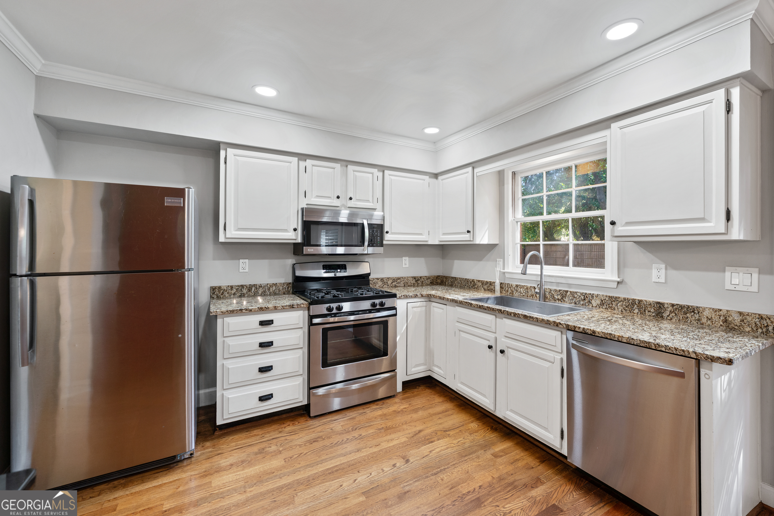 Defoors Mill - Residential