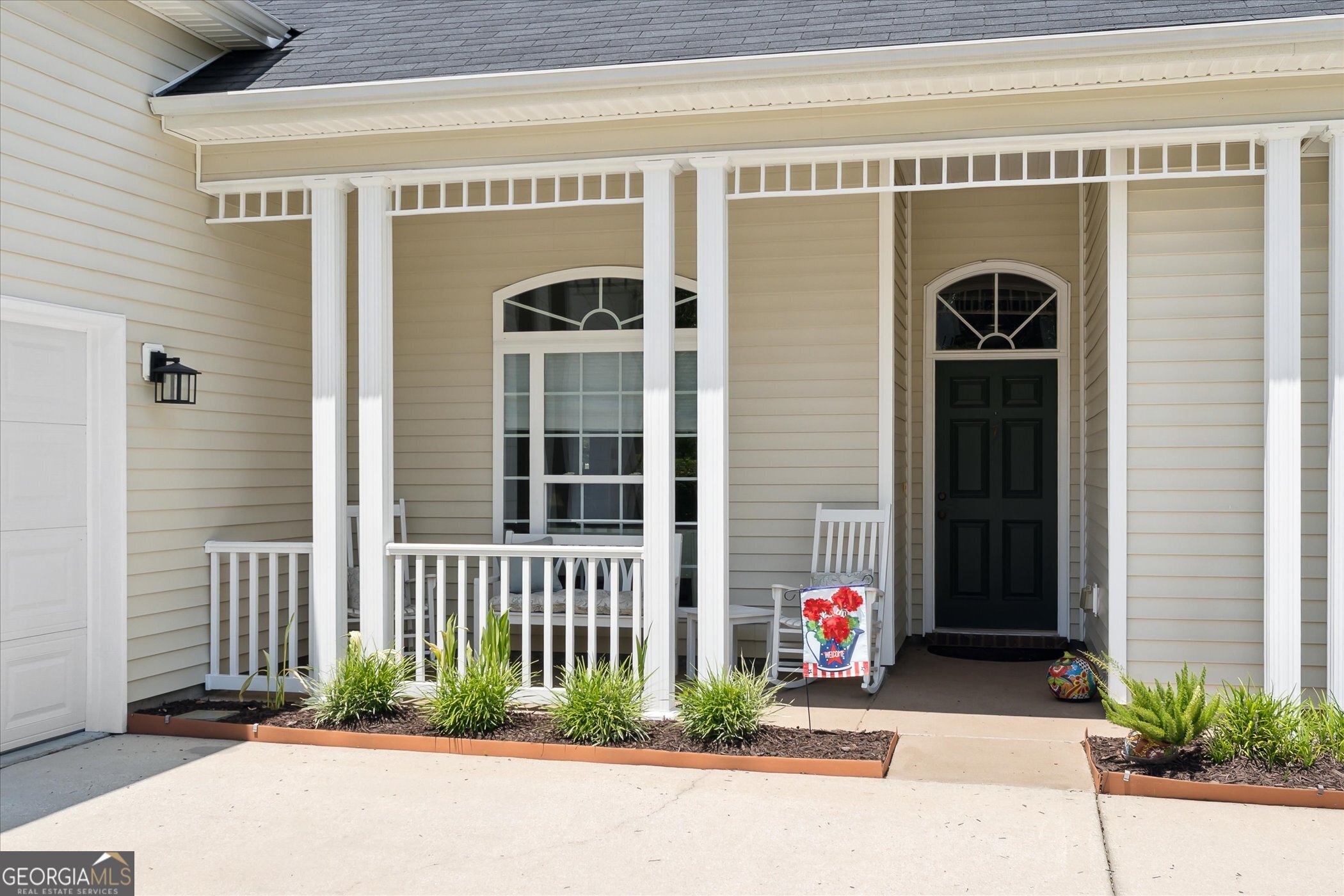 7 River Rock RD