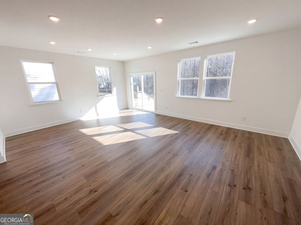 Photo of 8 Mayhaw Point, Sharpsburg, GA 30277 (MLS # 10707368)