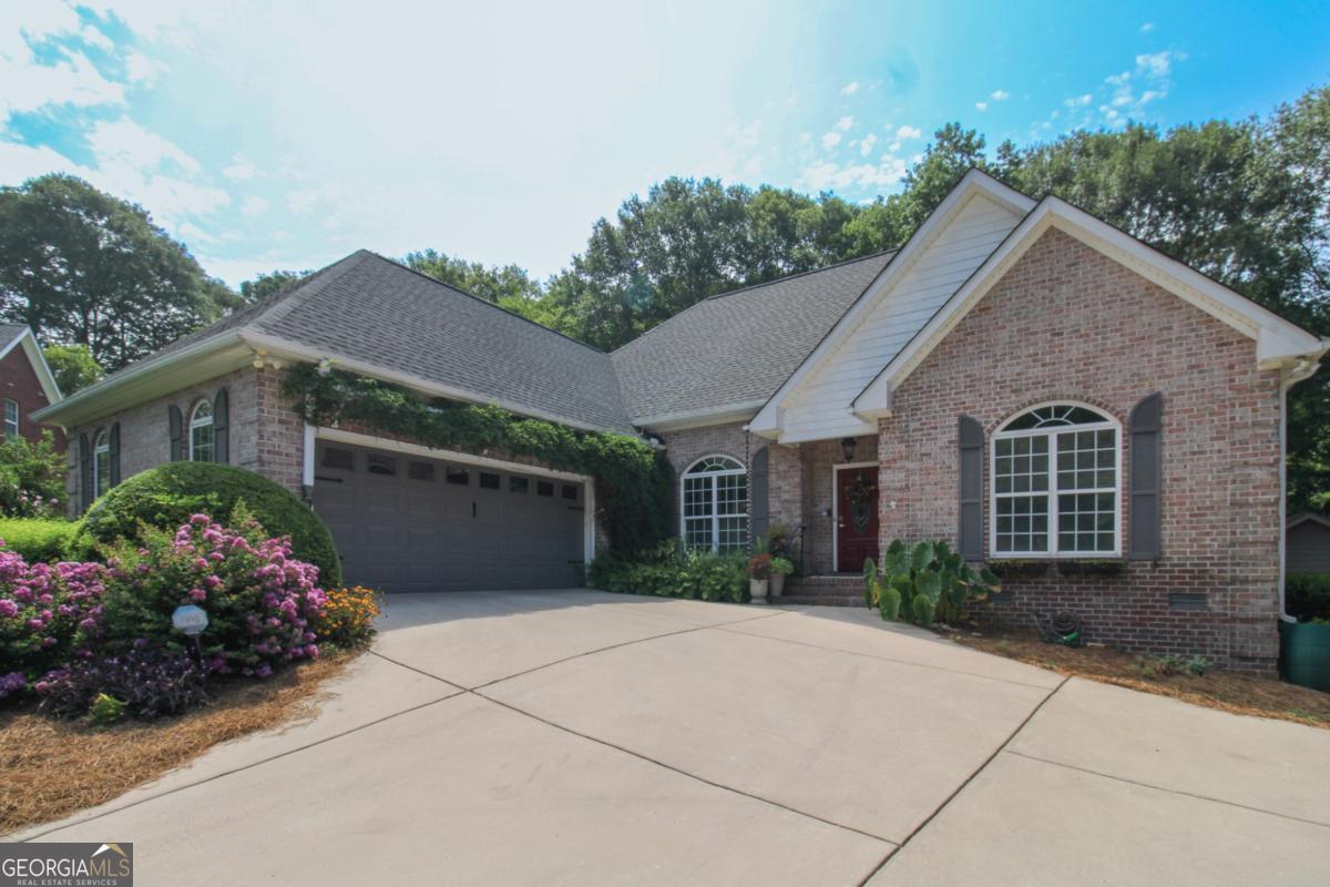 McNutt Creek - Residential