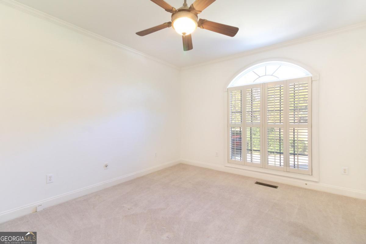 McNutt Creek - Residential