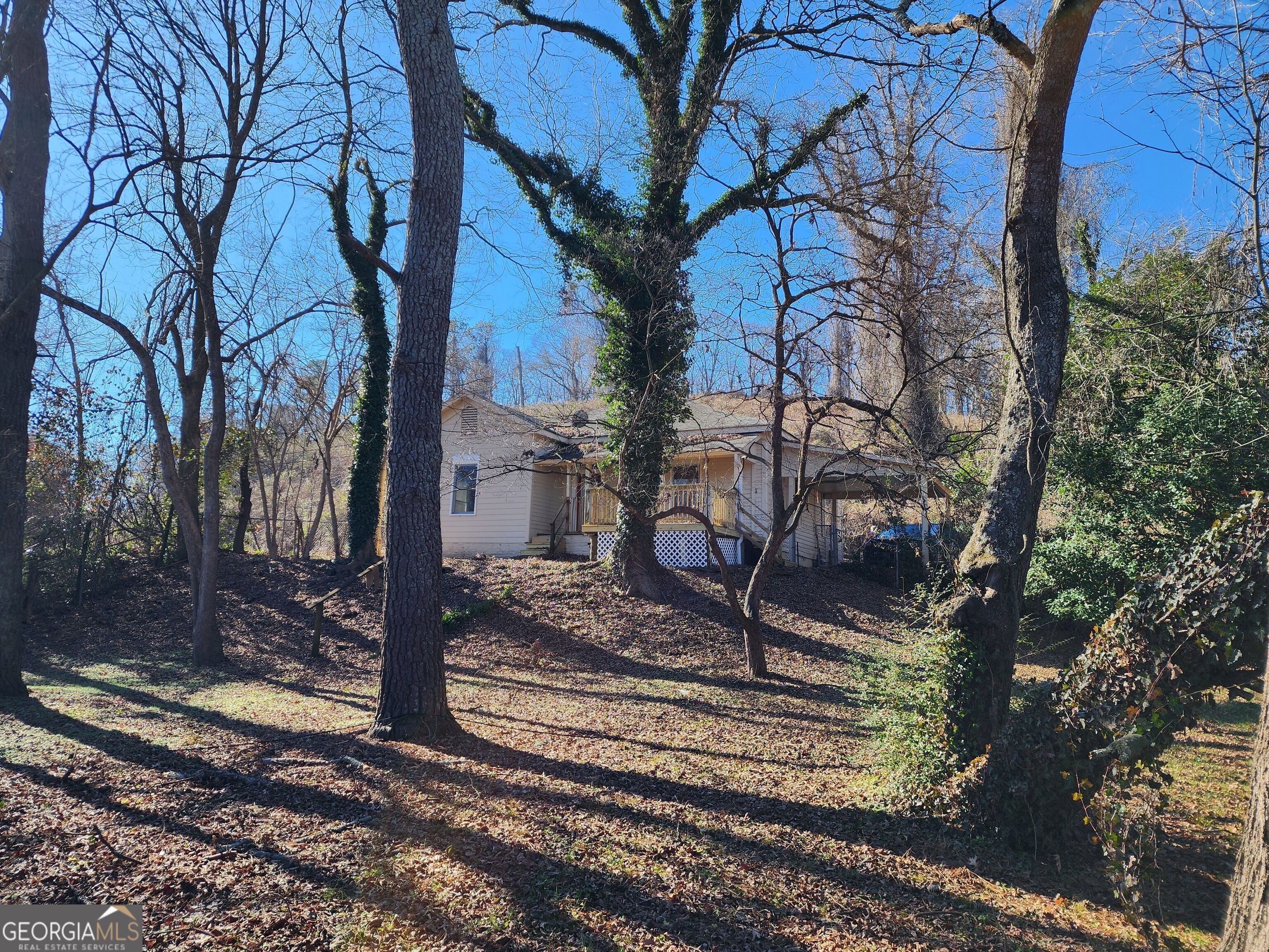 200 Cave Spring ST SW