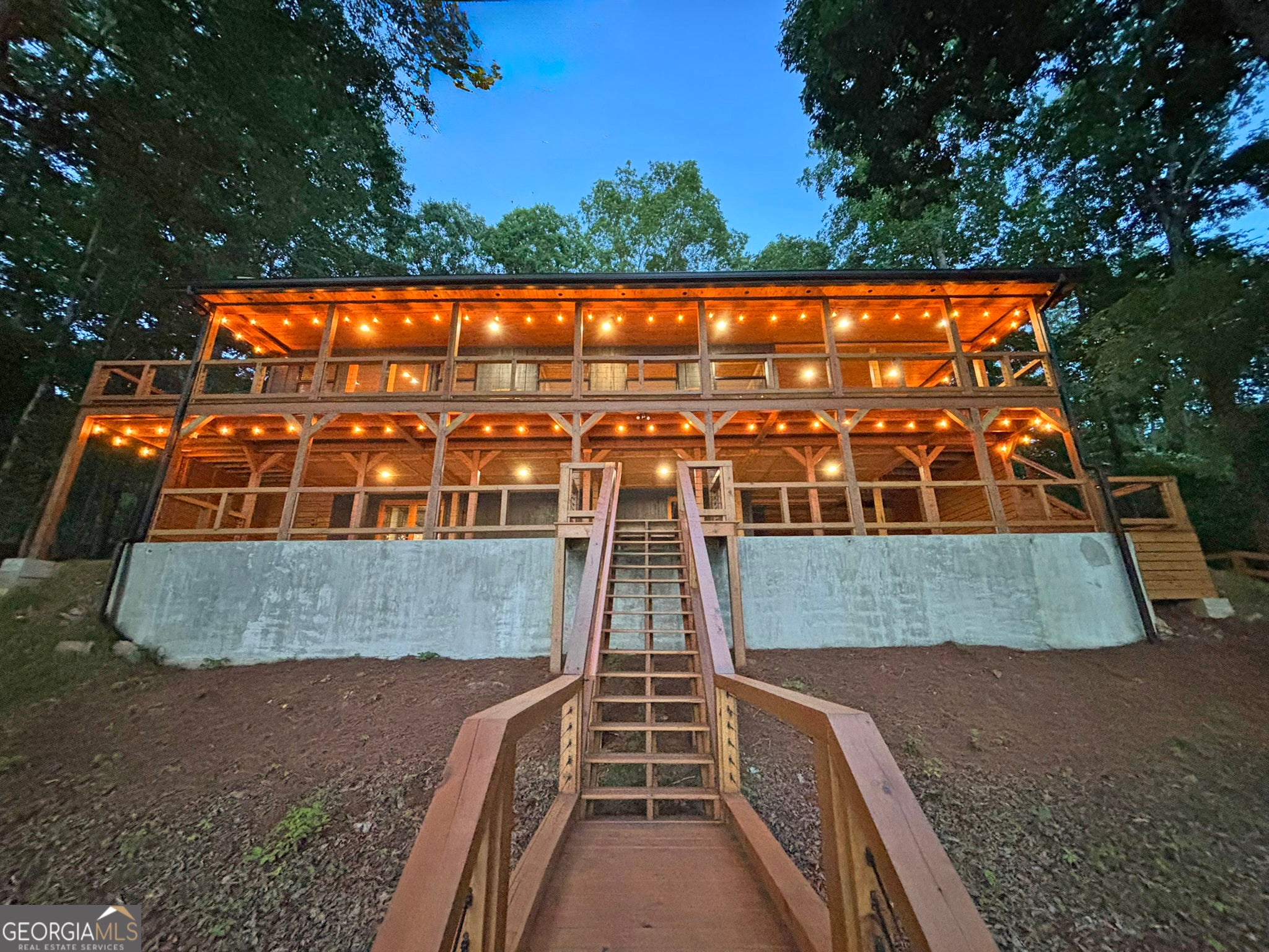 251 Walnut RD