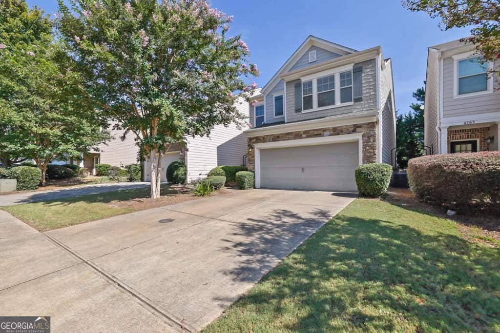 Photo of 6155 Crested Moss Drive, Alpharetta, GA 30004 (MLS # 10830180)