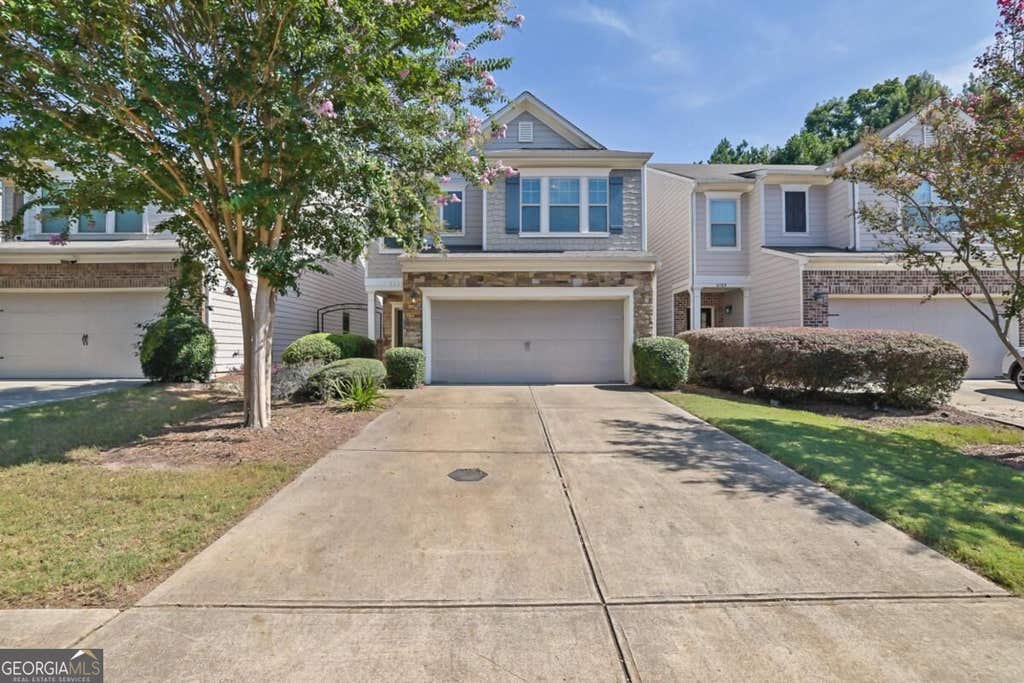Photo of 6155 Crested Moss Drive, Alpharetta, GA 30004 (MLS # 10830180)