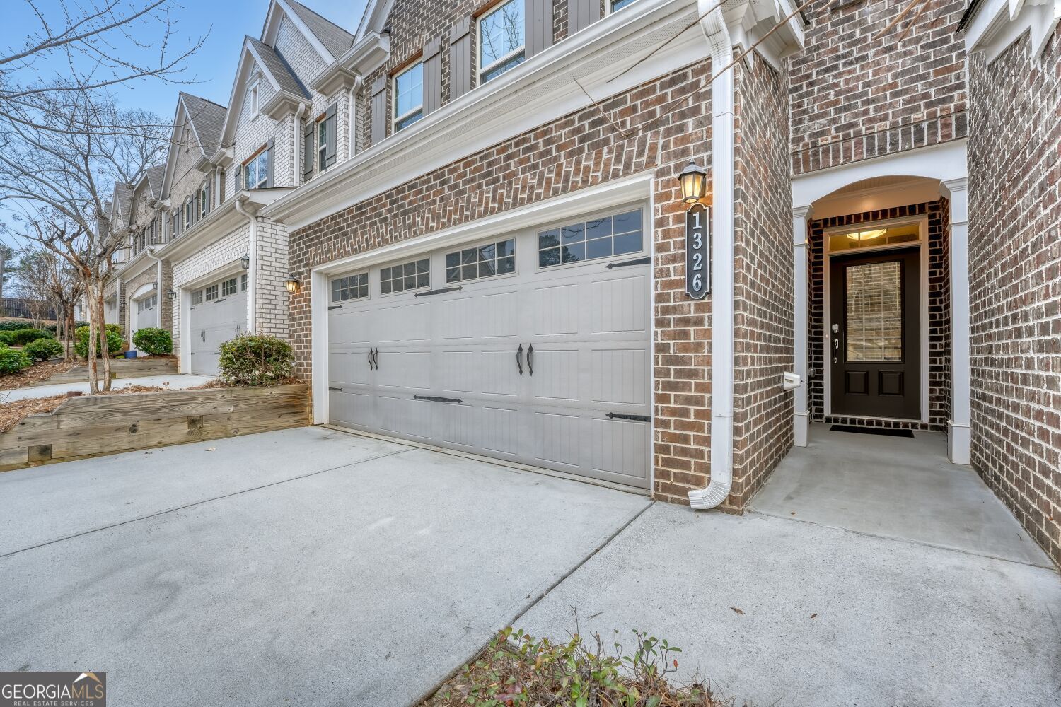 1326 Lanier Vista DR