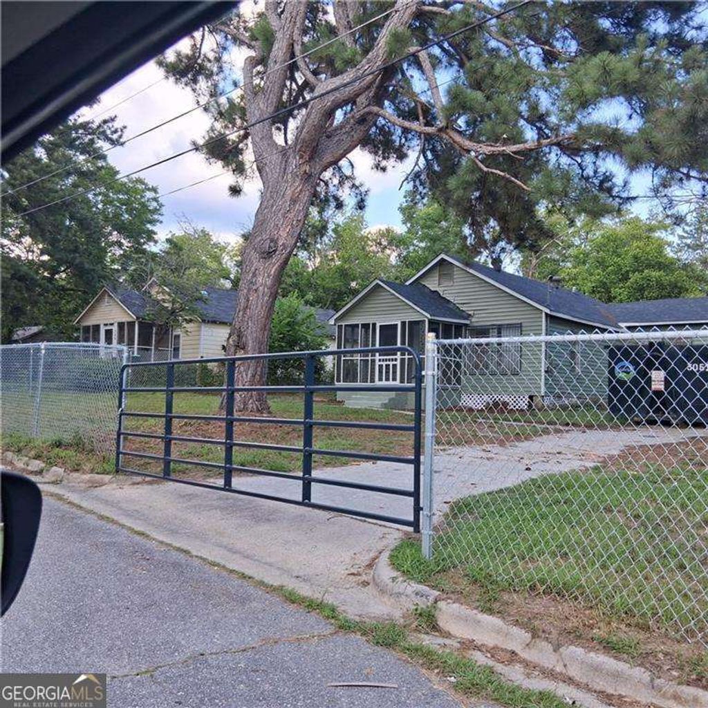 Photo of 348 Hortman Avenue, Macon, GA 31204 (MLS # 10764886)