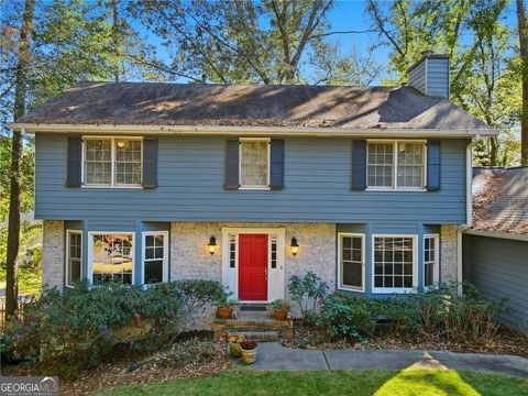 1050 Lakemont TRCE Roswell GA 30075