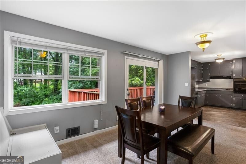 Smyrna, Georgia 30080, United States, 4 Bedrooms Bedrooms, ,4 BathroomsBathrooms,Residential,Active,141526