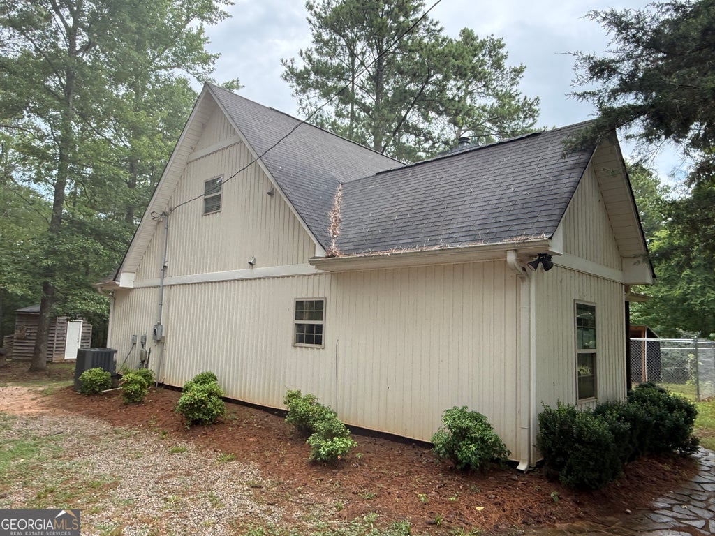 Photo of 1331 Center Hill School Road, Union Point, GA 30669 (MLS # 10814398)