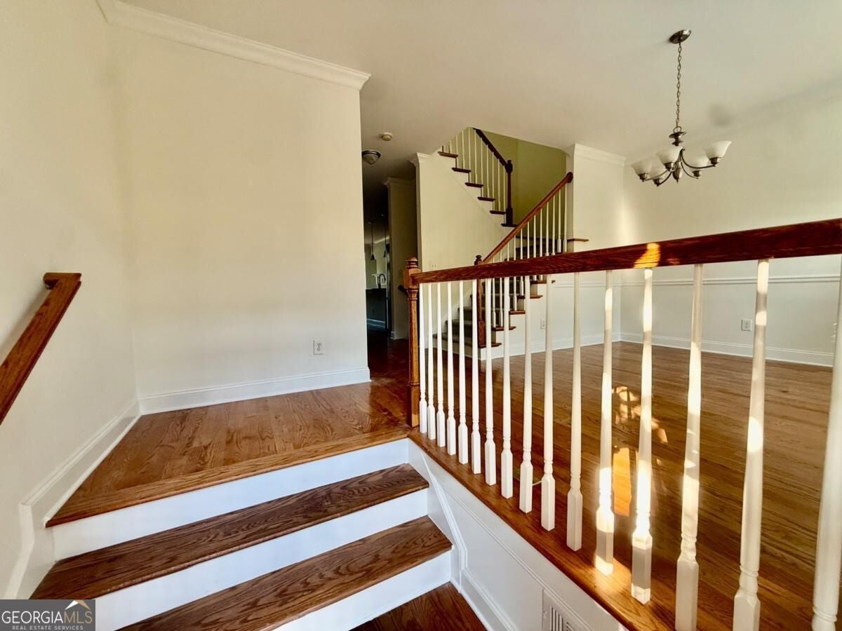 7670 Willoughby CT