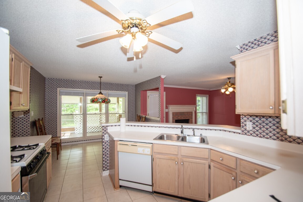 McDonough, Georgia 30253, United States, 4 Bedrooms Bedrooms, ,3 BathroomsBathrooms,Residential,Active,114797