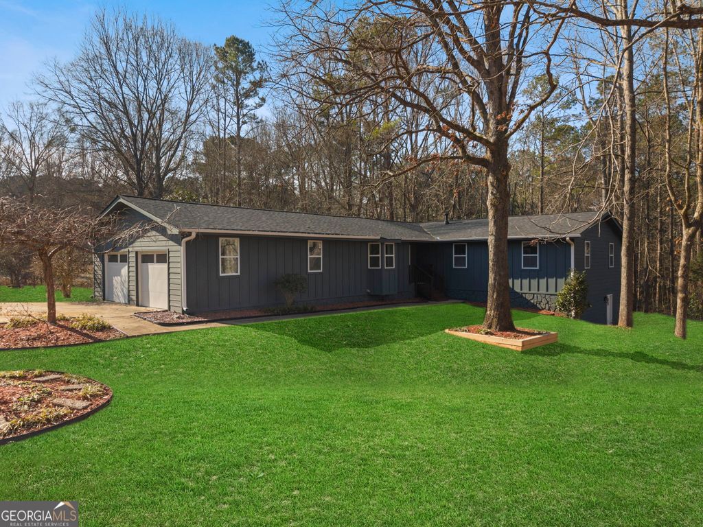 Photo of 30 Roseberry Drive, Stockbridge, GA 30281 (MLS # 10682921)