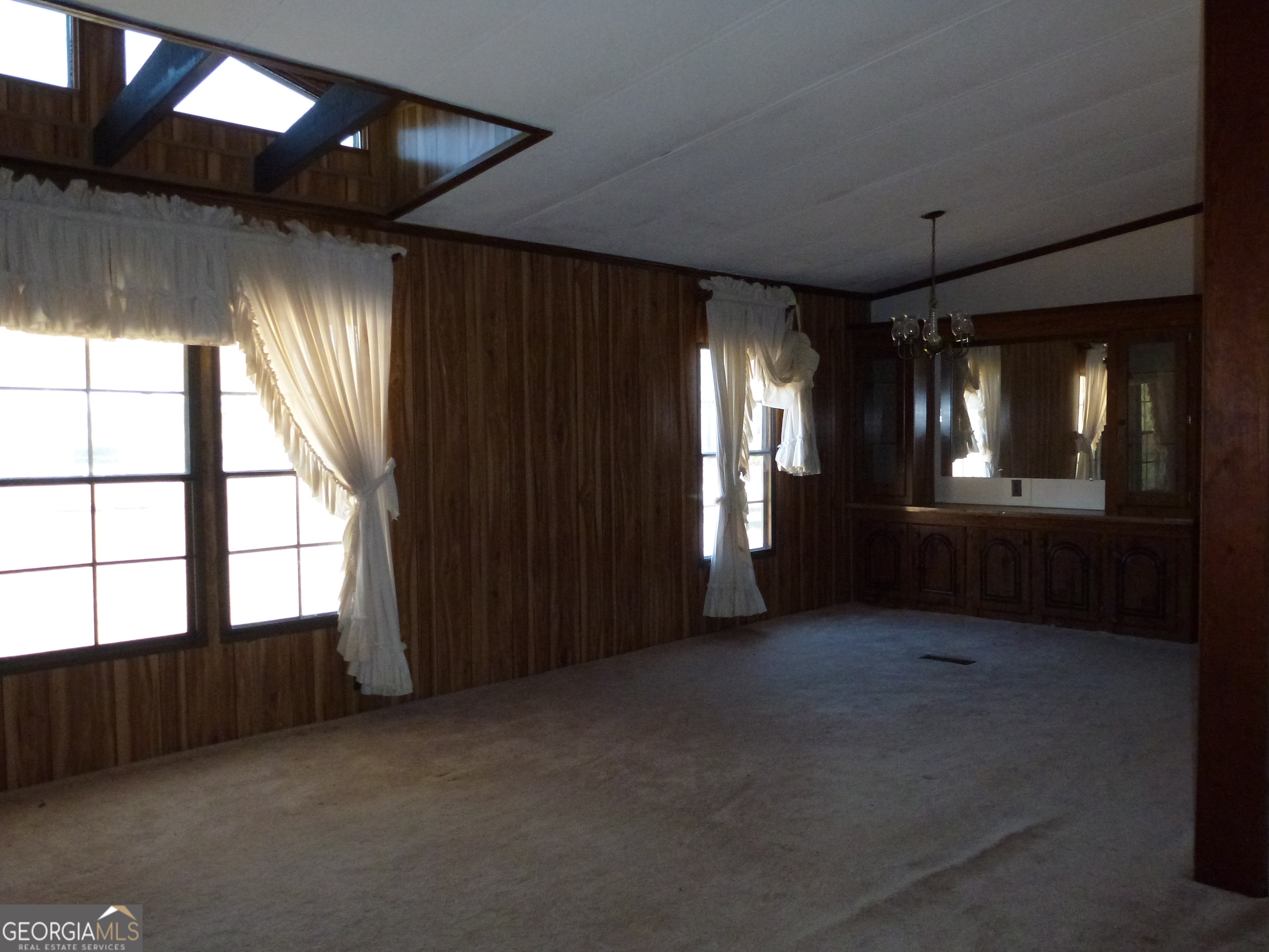 2283 Wilton Threatt RD