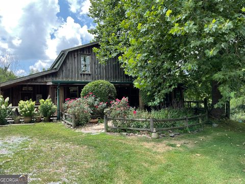 7118 Old 441 S Lakemont GA 30552