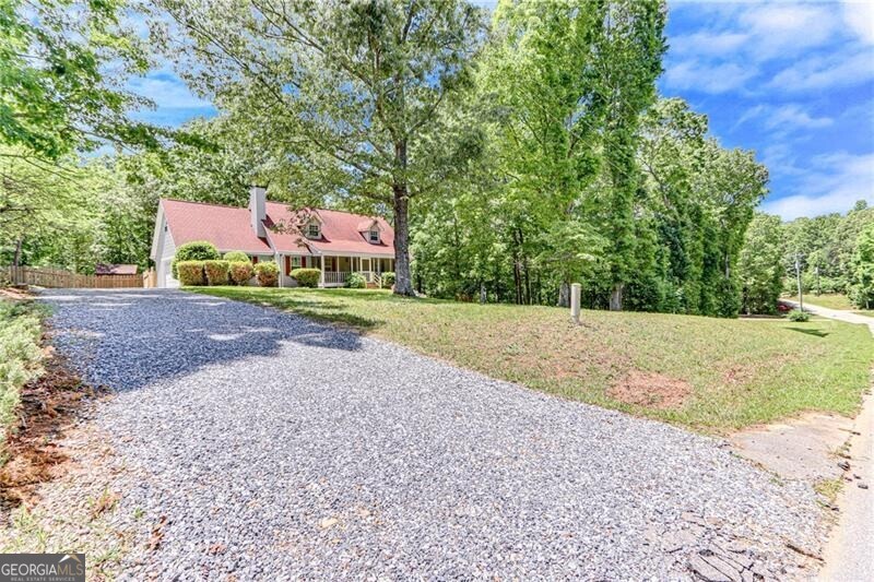 3737 James Ed RD