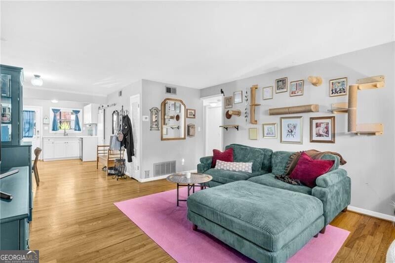 4282 Roswell RD NE F3