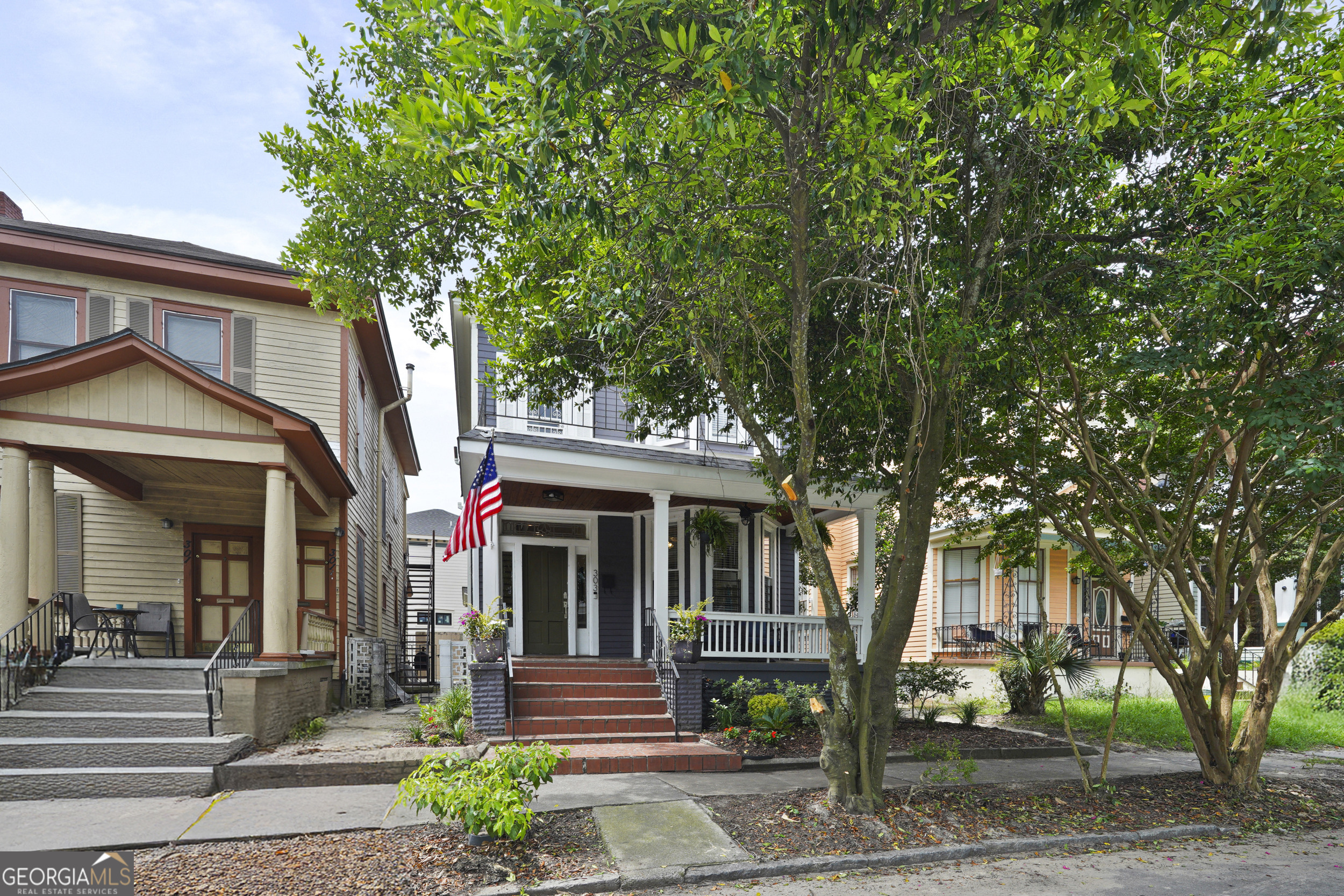 303 W 39Th ST