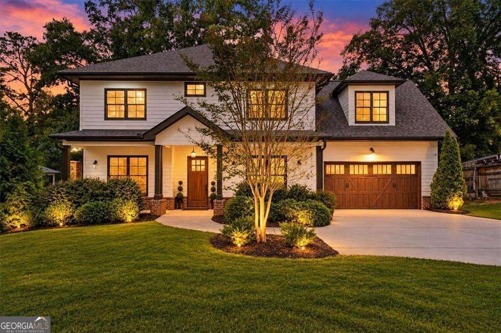 Photo of 374 Norcross Street, Roswell, GA 30075 (MLS # 10854109)