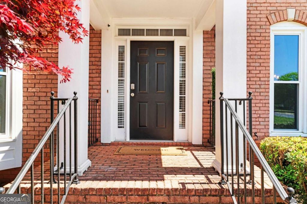 Photo of 136 Helmswood Circle SW, Marietta, GA 30064 (MLS # 10738068)