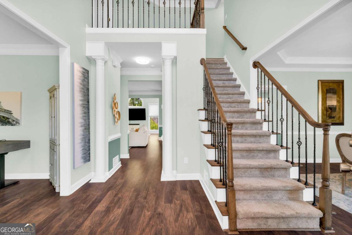 136 Helmswood CIR SW