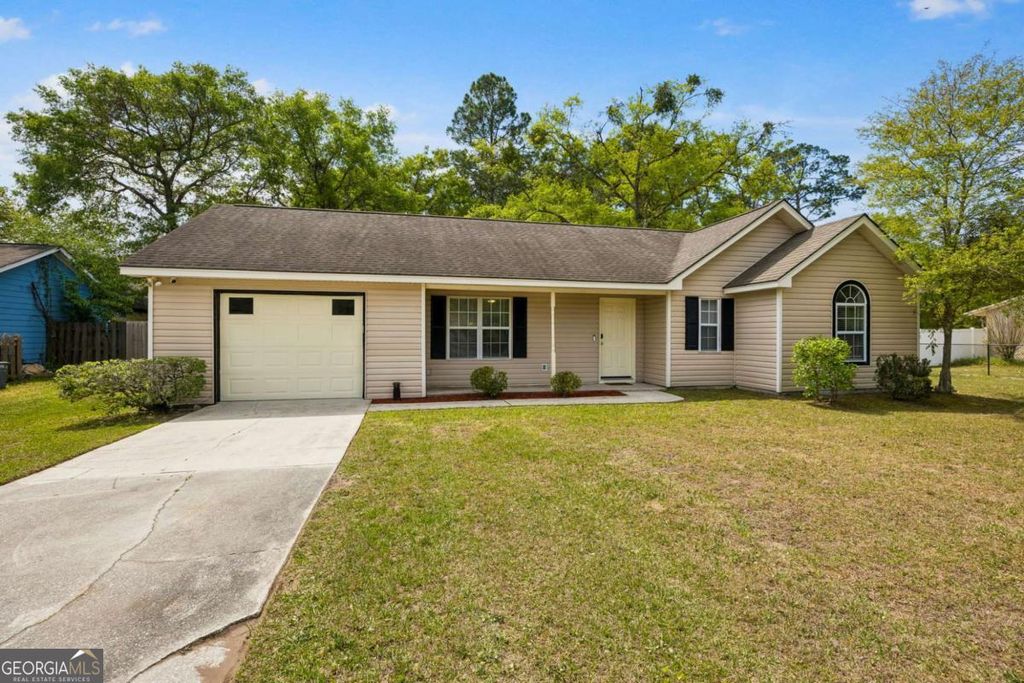 Photo of 302 Watts Street, Saint Marys, GA 31558 (MLS # 10723666)