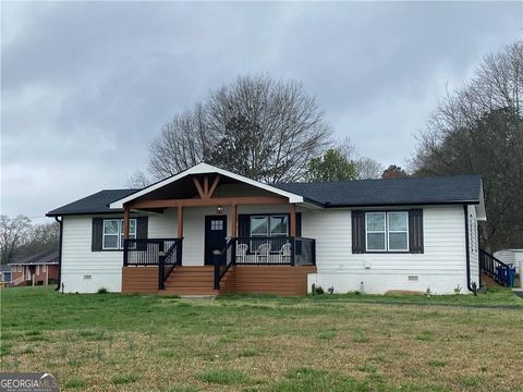 Photo of 318 Willowwind Drive, Loganville, GA 30052 (MLS # 10697611)