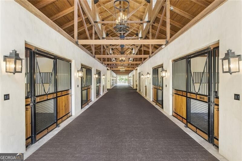 Equestrian - Residential