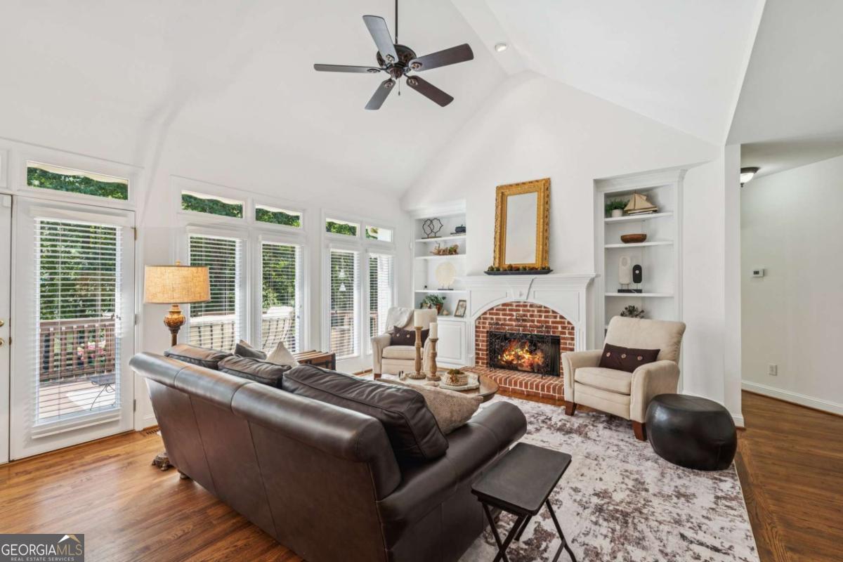 Birmingham Manor - Residential