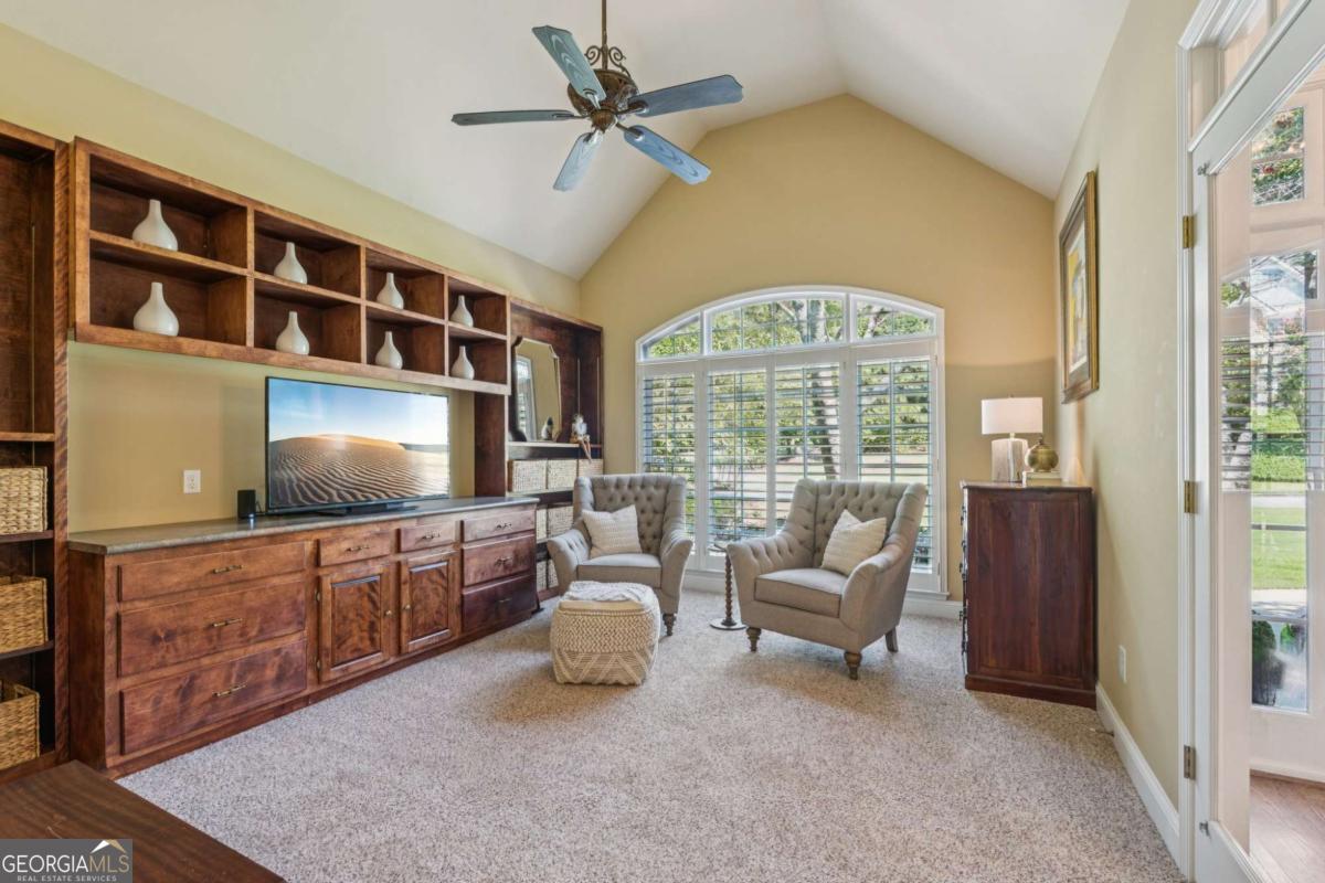 Birmingham Manor - Residential