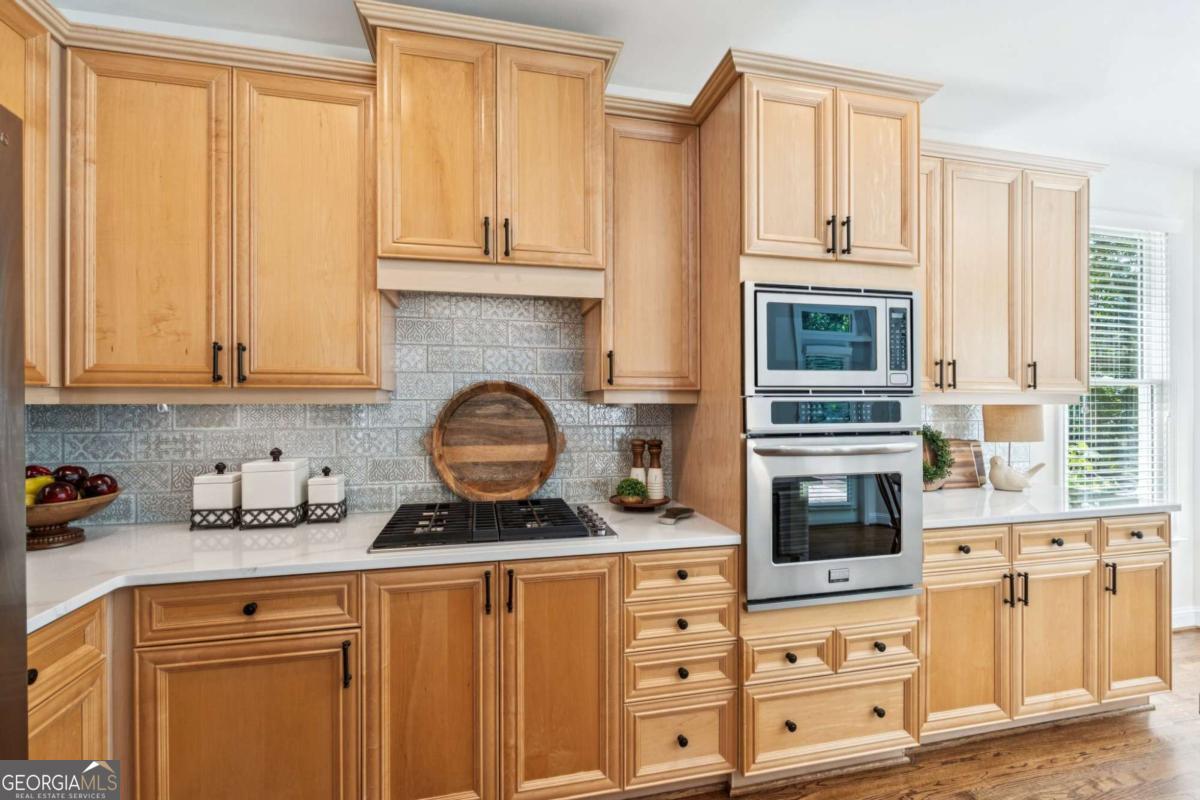 Birmingham Manor - Residential