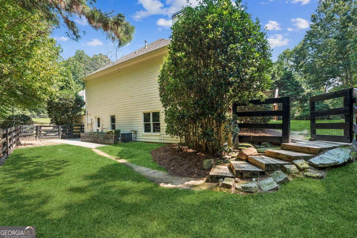 Birmingham Manor - Residential