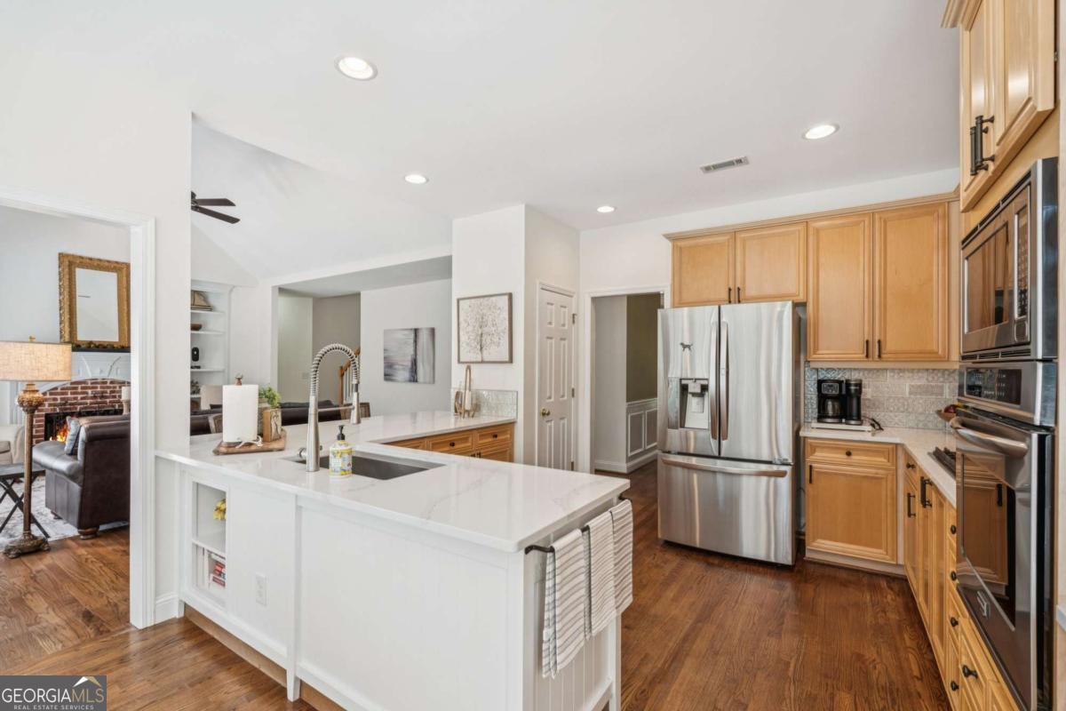 Birmingham Manor - Residential