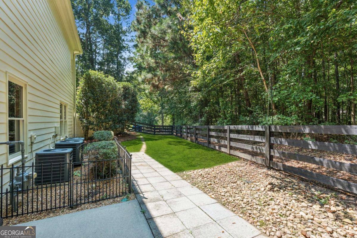 Birmingham Manor - Residential