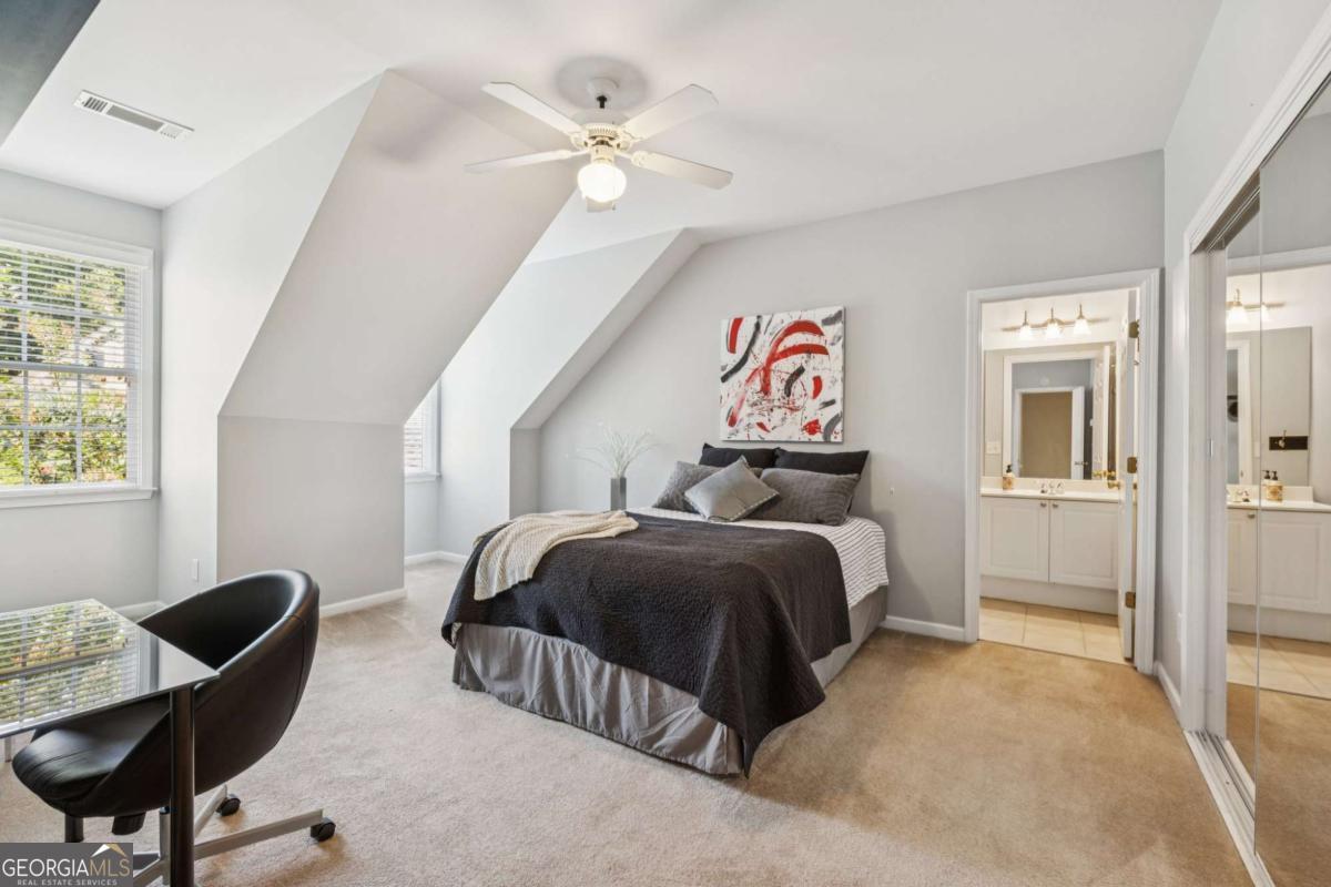 Birmingham Manor - Residential