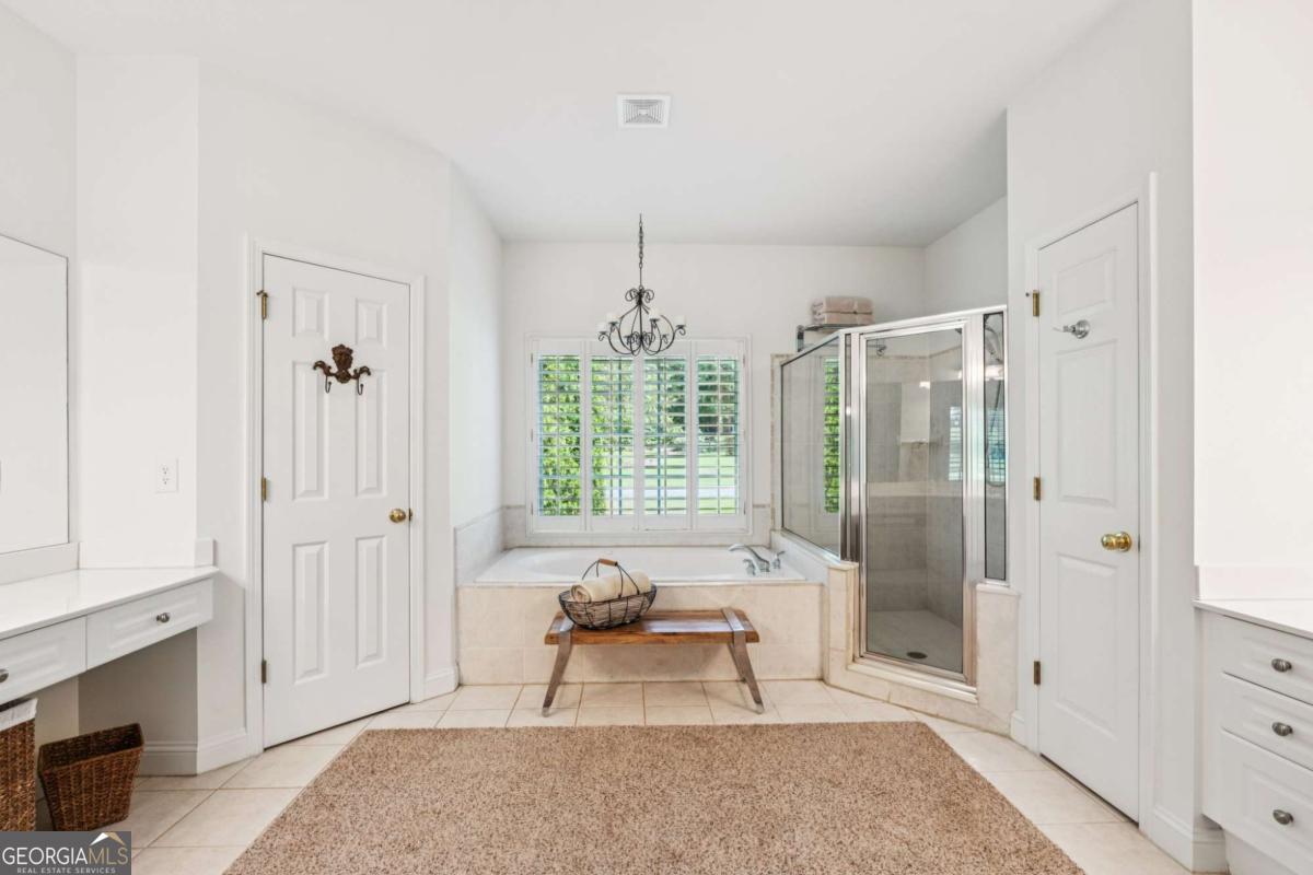 Birmingham Manor - Residential