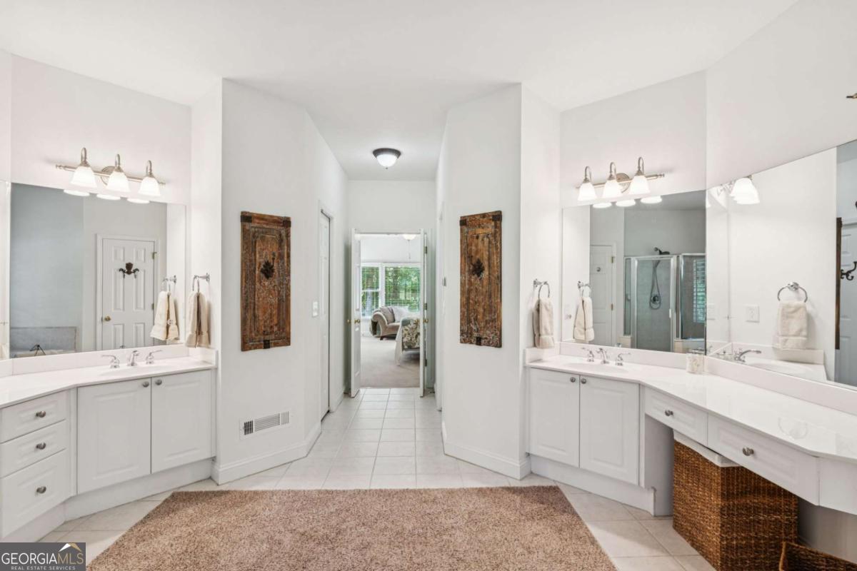 Birmingham Manor - Residential