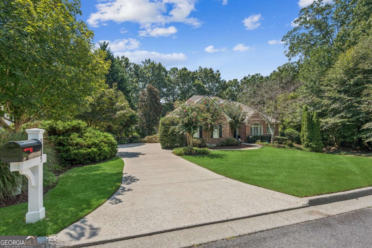 Birmingham Manor - Residential